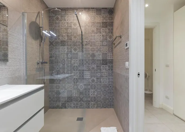 Xenia - Modern Three-room In Moscova Area ميلان