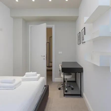 Daire Xenia - Modern Three-room In Moscova Area