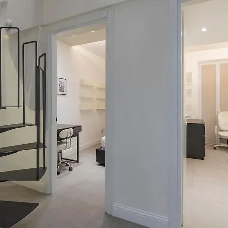 Daire Xenia - Modern Three-room In Moscova Area Milano
